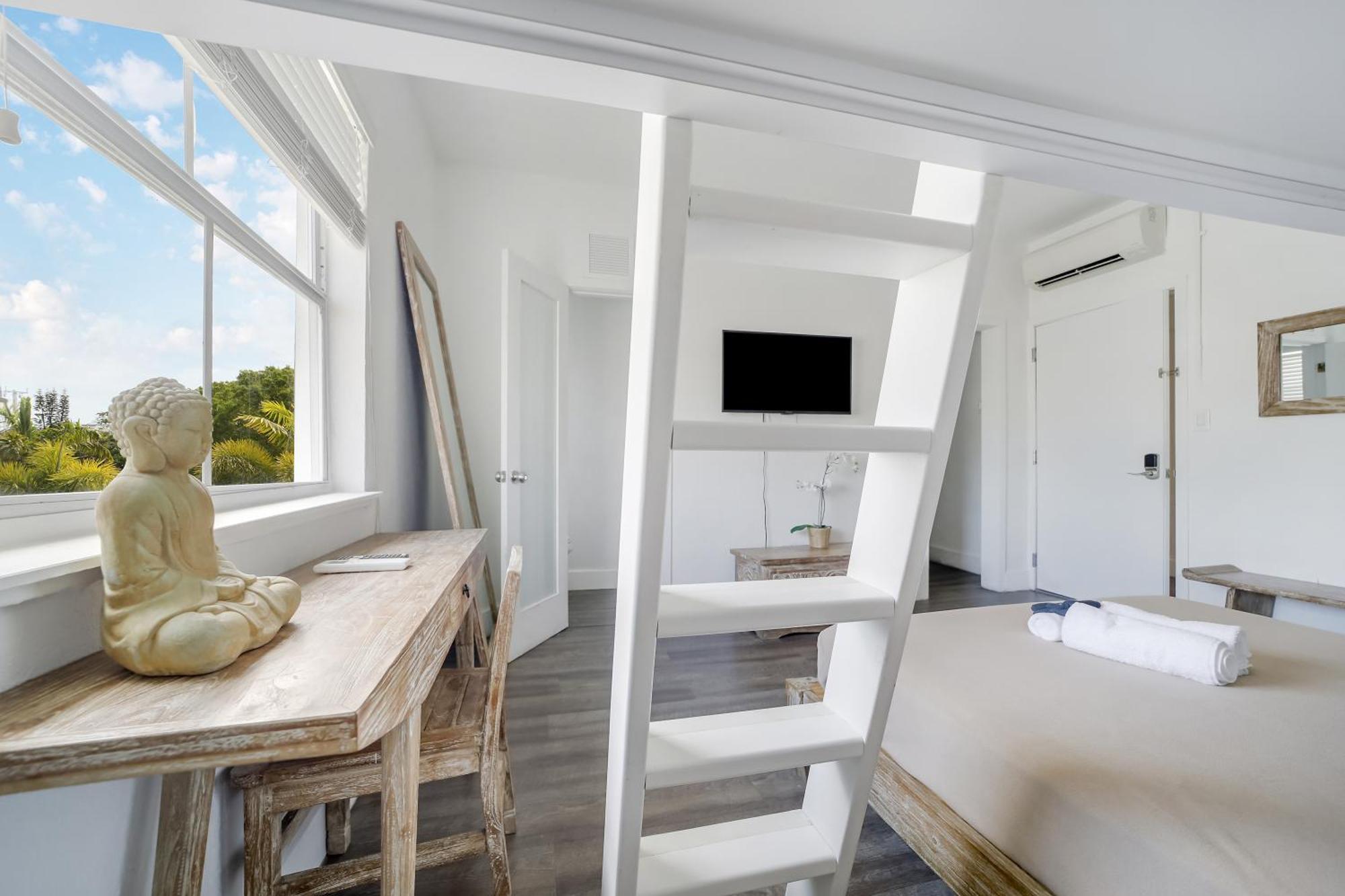 Treehouse Hotel Miami Exterior photo
